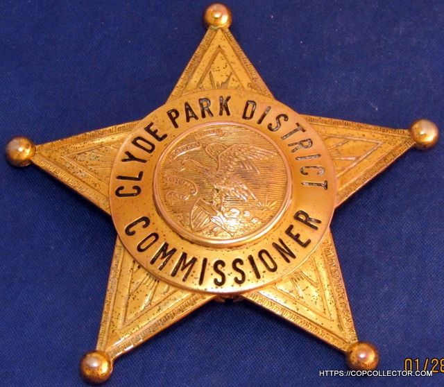 CICERO, ILLINOIS CLYDE PARK DISTRICT COMMISSIONER BADGE